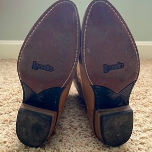 Women’s cowboy boots